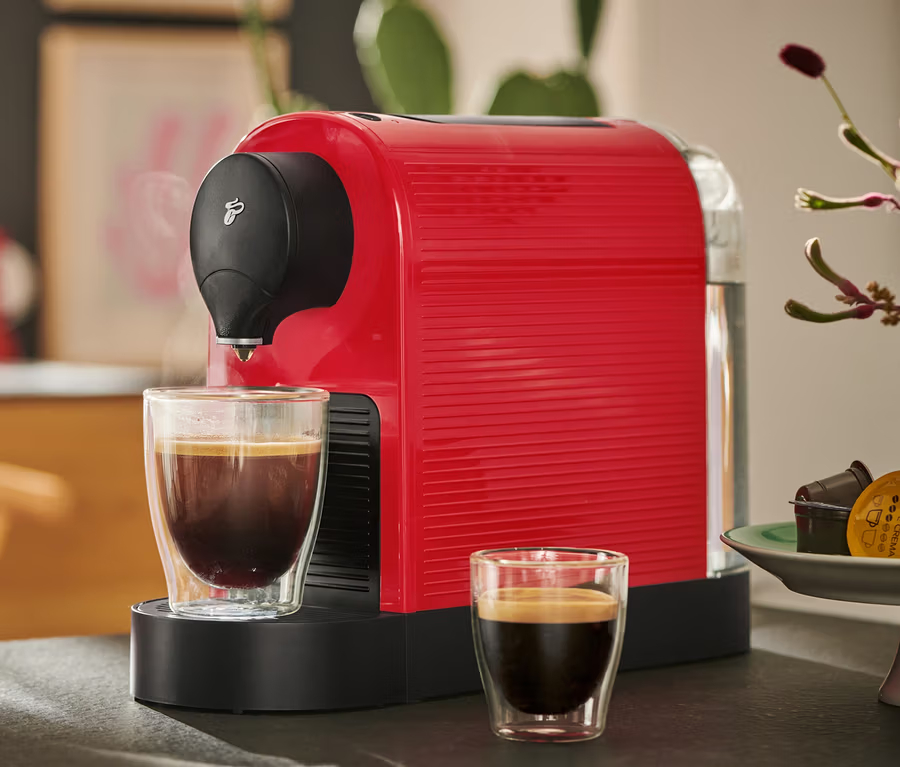 Tchibo Cafissimo Pure Plus Kapsül Kahve Makinesi (Red / Kırmızı)